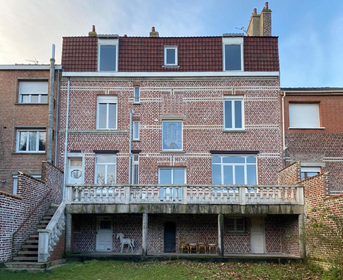 A La Villa Perroy Les Chambres Sont Spacieuses Et Les Petit-Dejeuners Offerts Dunkirk Luaran gambar