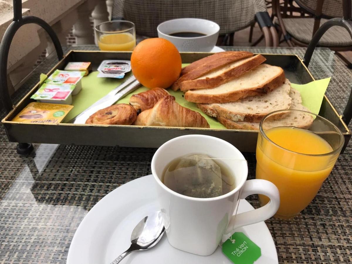A La Villa Perroy Les Chambres Sont Spacieuses Et Les Petit-Dejeuners Offerts Dunkirk Luaran gambar