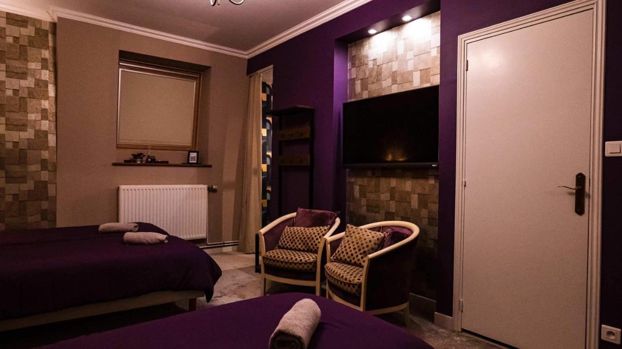 A La Villa Perroy Les Chambres Sont Spacieuses Et Les Petit-Dejeuners Offerts Dunkirk Luaran gambar